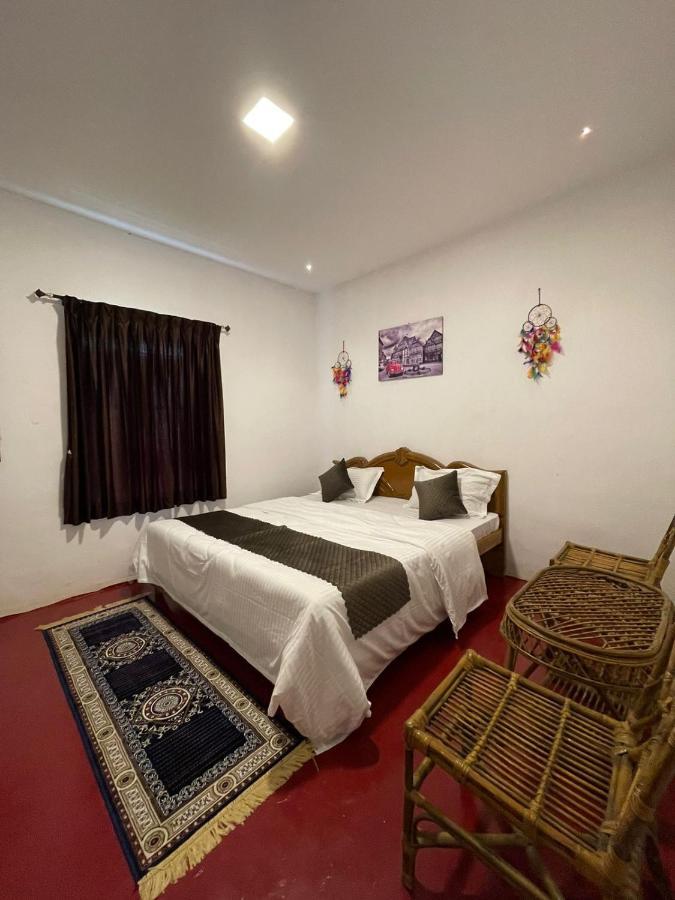 אוטי Sandy Holiday Home 5 Bhk מראה חיצוני תמונה