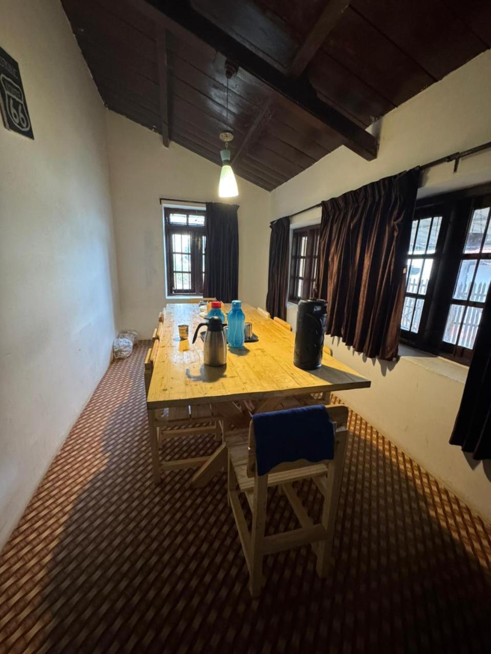 אוטי Sandy Holiday Home 5 Bhk מראה חיצוני תמונה